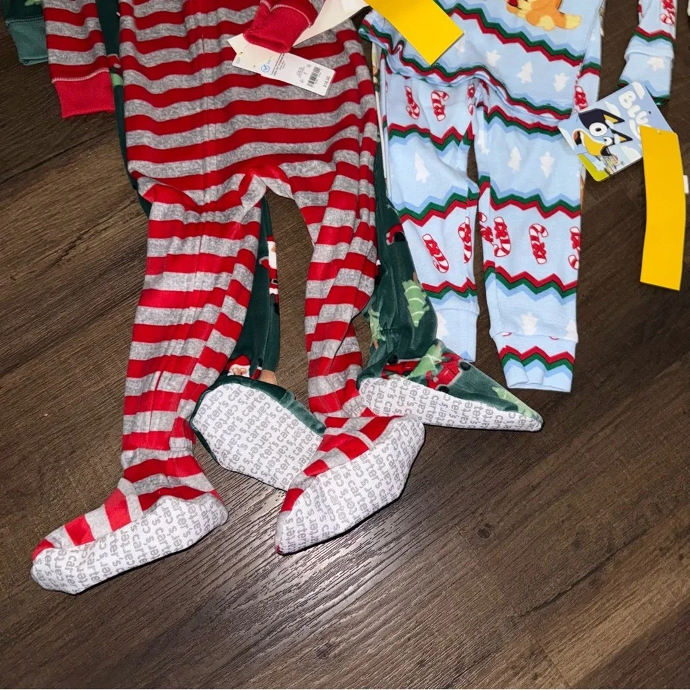 NWT Carter’s & Bluey 2T Toddler Holiday Pajamas